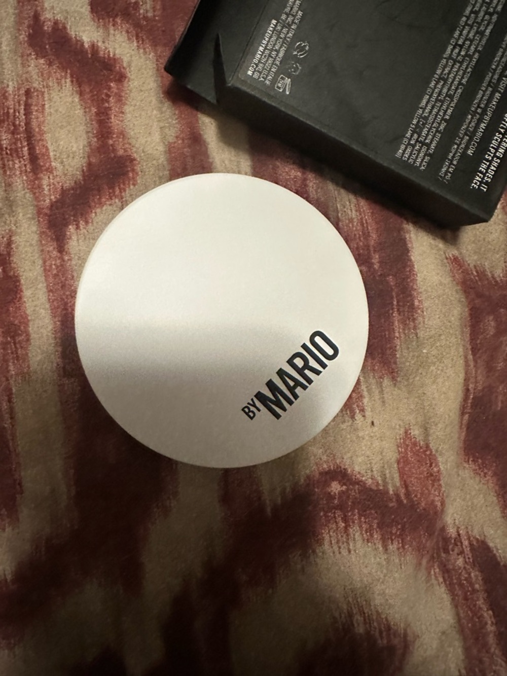 Makeup By Mario SoftSculpt Bronzer -
light medium - Picture 5 of 6